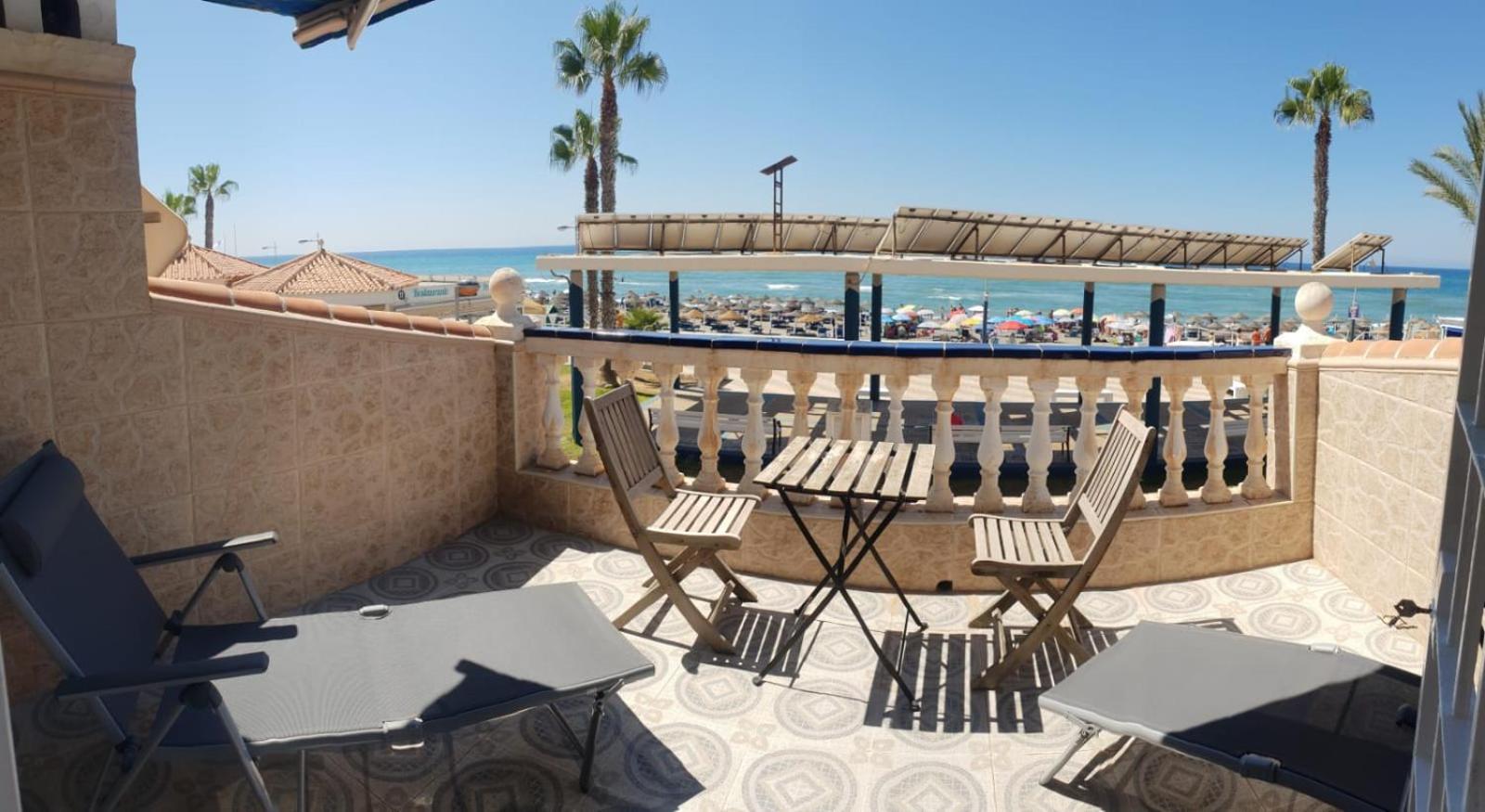 Casita Beach Front Torrox Exteriör bild